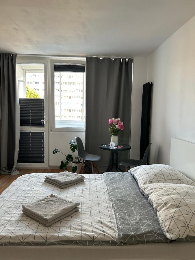 Appartement Mieszkanie Przymorze Kolobrzeska à Gdańsk Extérieur photo
